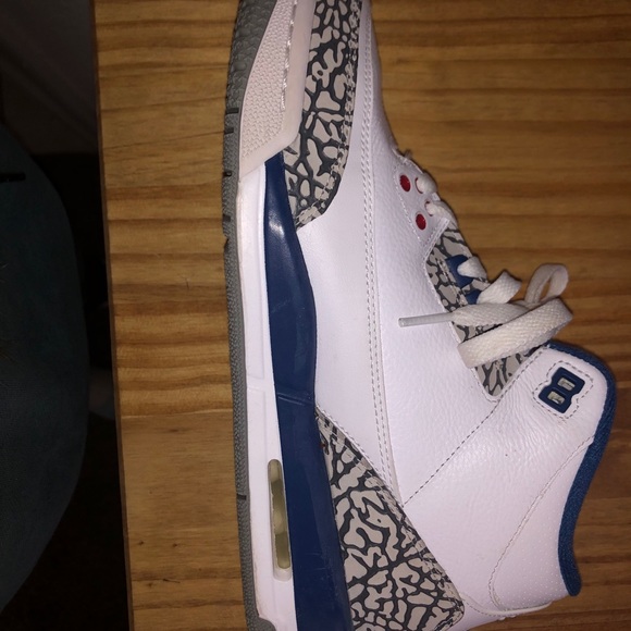COPY - Air Jordan 3 Retro True Blue. - Picture 2 of 9
